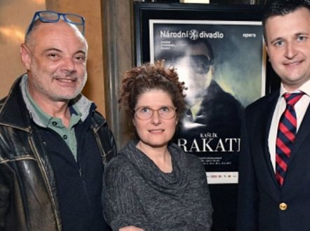 Umělecký ředitel Opery Národního divadla a dirigent Petr Kofroň, režisérka Alice Nellis, tenorista Josef Moravec, představitel ing. Prokopa, a sopranistka Lucie Hájková, představitelka Anči představili operu Krakatit. 