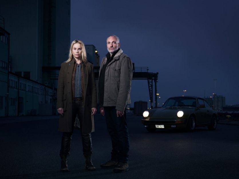 Oficiální plakát k seriálu Most