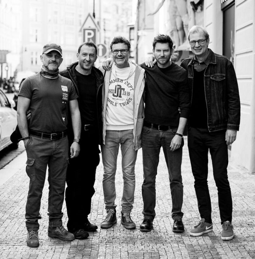 Hynek Čermák, Martin Hofmann, David Švehlík a Martin Pechlát společně s Patrikem Hartlem