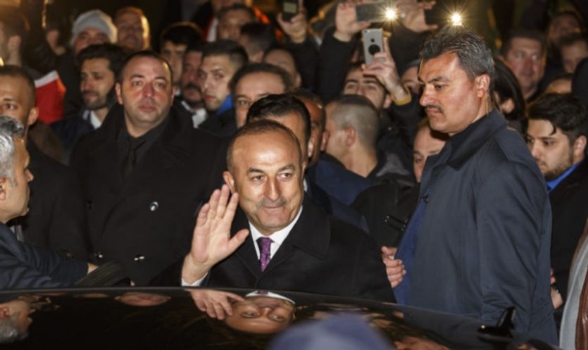 Turecký ministr zahraničí Mevlüt Çavuşoğlu