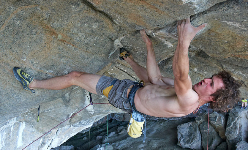 Adam Ondra čtyřikrát vyrovnal světový rekord. Zdolal boulderové cesty v Rakousku a Švýcarsku