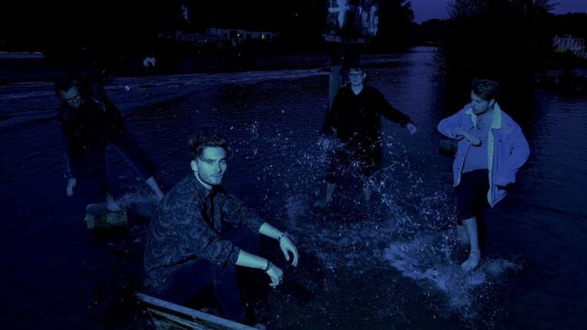 kapela Midnight Swimmers