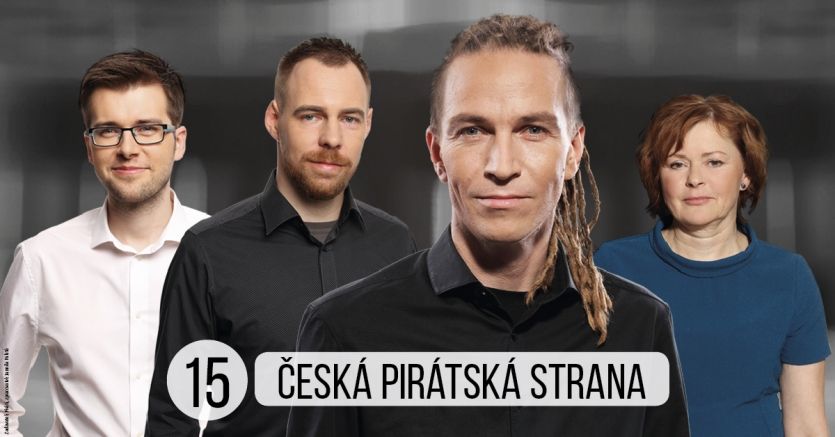 Česká pirátská strana v čele s předsedou Ivanem Bartošem