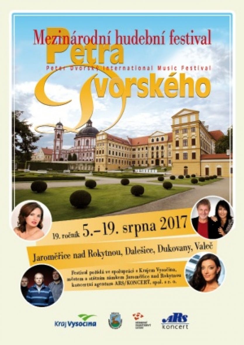 Většina koncertů se odehraje v zahradě jaroměřického zámku.