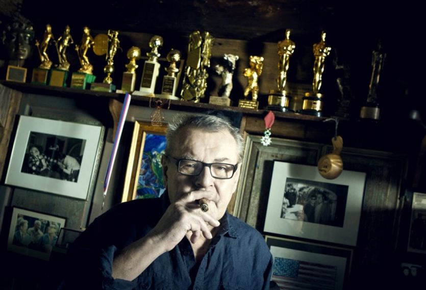 Miloš Forman ve své pracovně 
