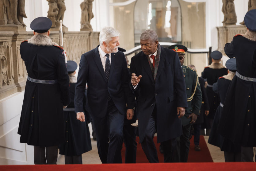 Petr Pavel (vlevo) a angolský prezident João Lourenço (vpravo)