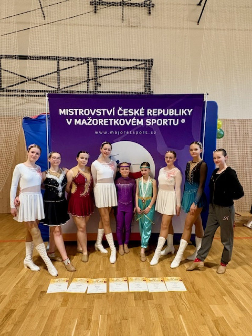 Kvalifikace malých formací v Návsí - Mažoretky Fialky Příbor