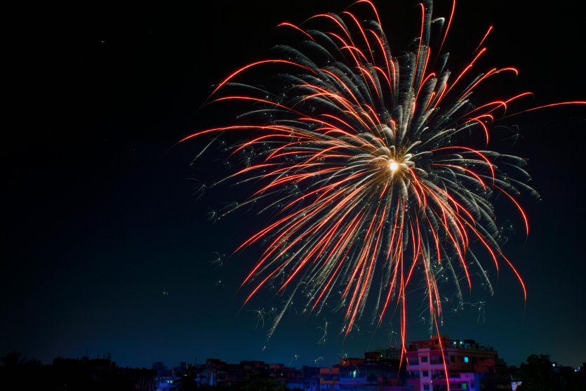 Ohňostroje mnohde nahradí alternativní světelná show. Ilustrační obrázek