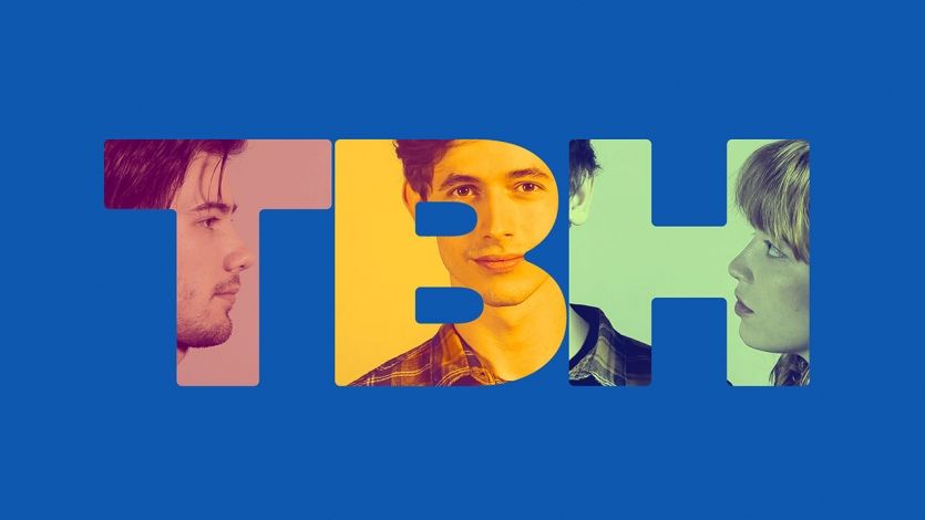 Logo seriálu s hlavními postavami 