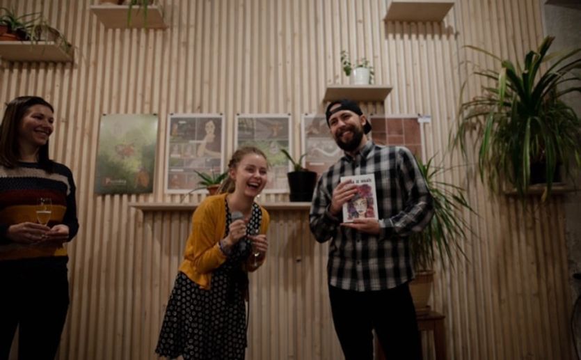 Tereza Kratochvílová se svým přítelem Robertem na křtu knihy