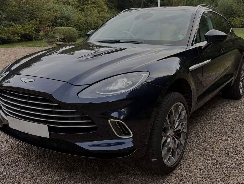 ASTON MARTIN DBX - PRG Motors Ltd