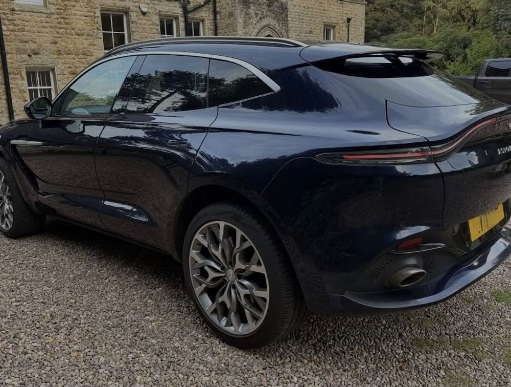 ASTON MARTIN DBX - PRG Motors Ltd