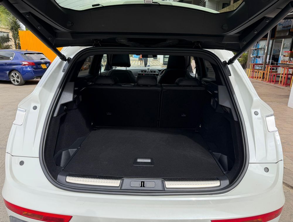 DS AUTOMOBILES DS7 SUNROOF - PRG Motors Ltd