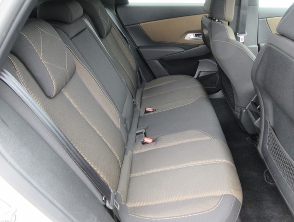 DS AUTOMOBILE DS7 CROSSBACK - PRG Motors Ltd