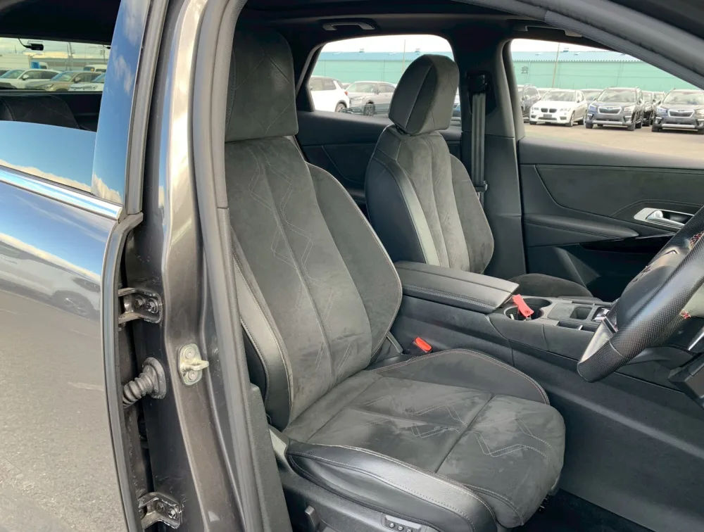 DS AUTOMOBILE DS7 SUNROOF - PRG Motors Ltd
