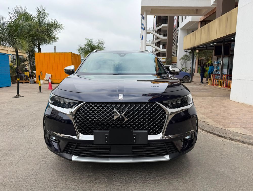 DS AUTOMOBILES DS7 SUNROOF - PRG Motors Ltd