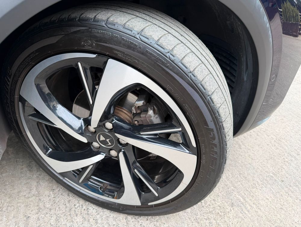 DS AUTOMOBILES DS7 SUNROOF - PRG Motors Ltd