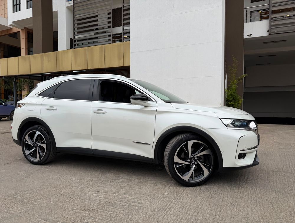 DS AUTOMOBILES DS7 SUNROOF