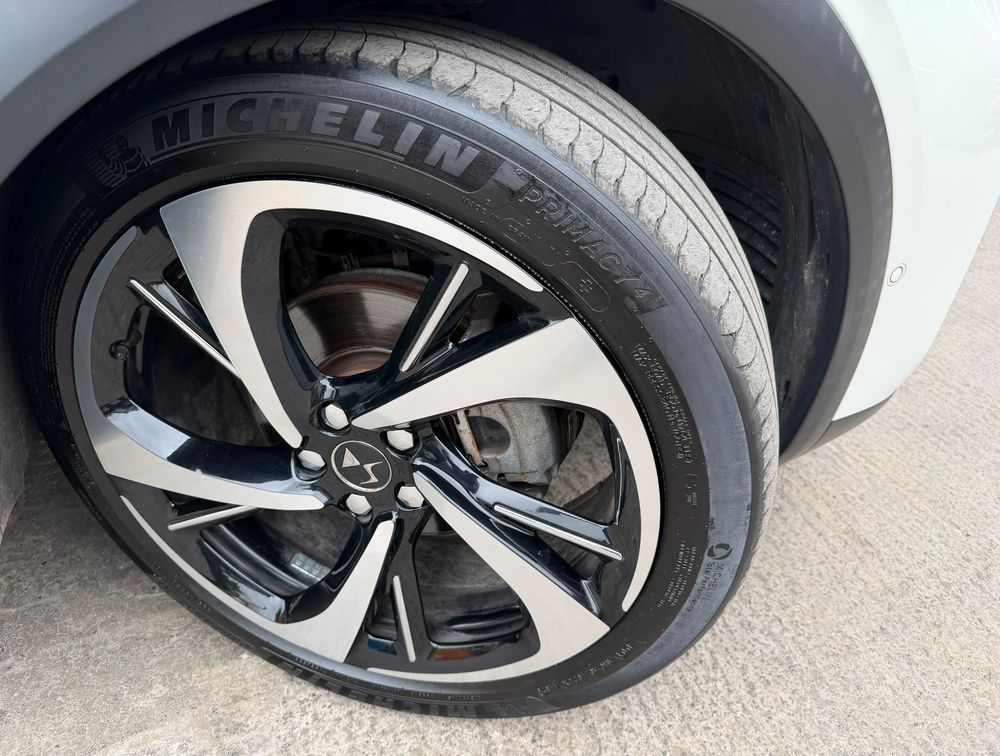 DS AUTOMOBILES DS7 SUNROOF - PRG Motors Ltd