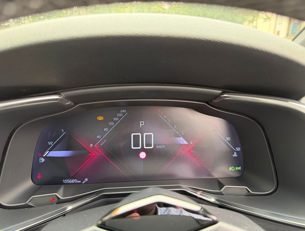 DS AUTOMOBILES DS7 SUNROOF - PRG Motors Ltd