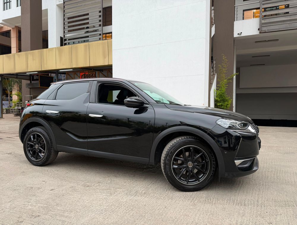 DS3 AUTOMOBILES