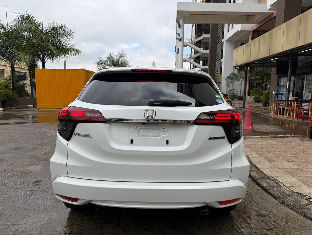 HONDA VEZEL HYBRID - PRG Motors Ltd