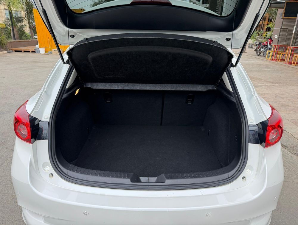 MAZDA AXELA HATCHBACK - PRG Motors Ltd