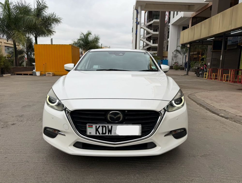 MAZDA AXELA HATCHBACK - PRG Motors Ltd