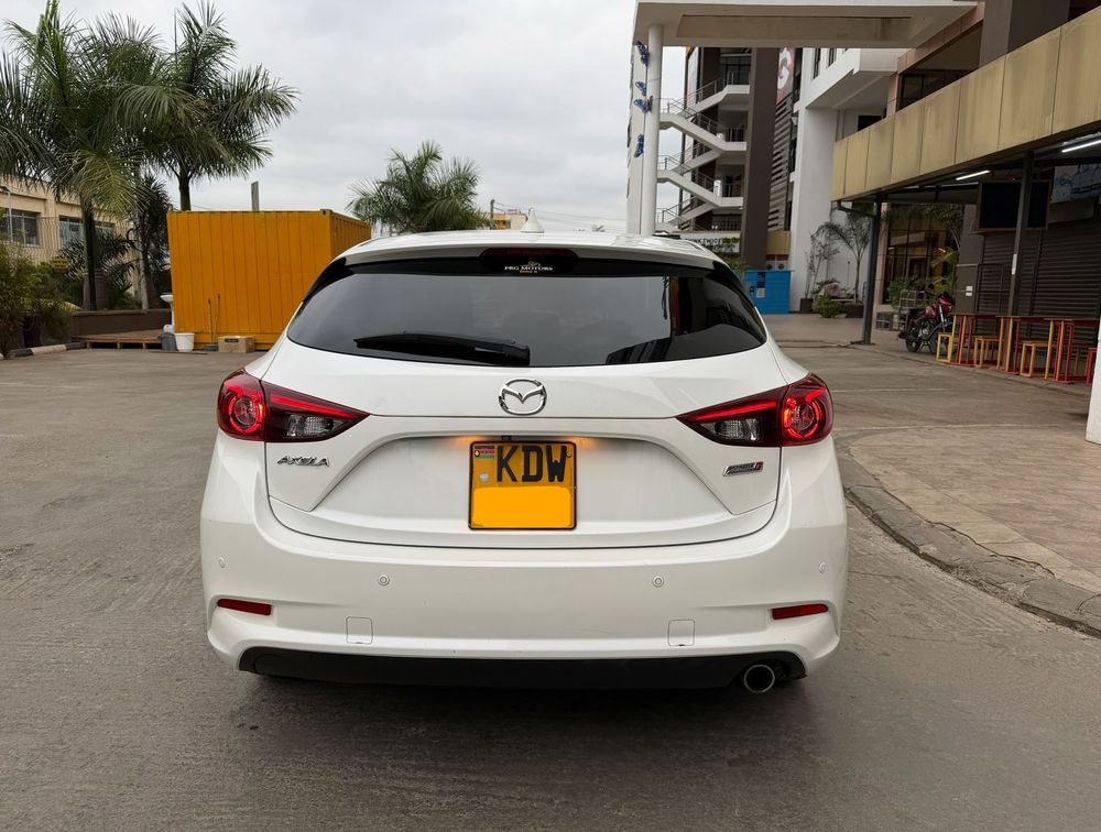 MAZDA AXELA HATCHBACK - PRG Motors Ltd