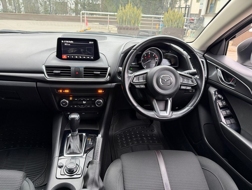 MAZDA AXELA HATCHBACK - PRG Motors Ltd