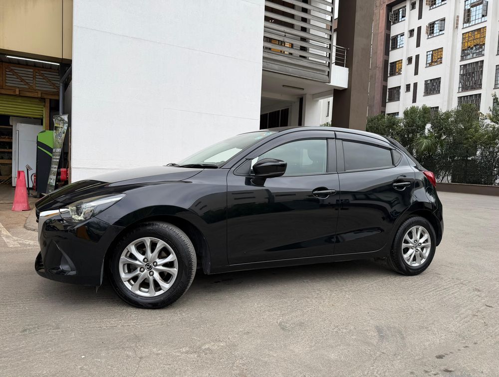 MAZDA DEMIO DIESEL - PRG Motors Ltd