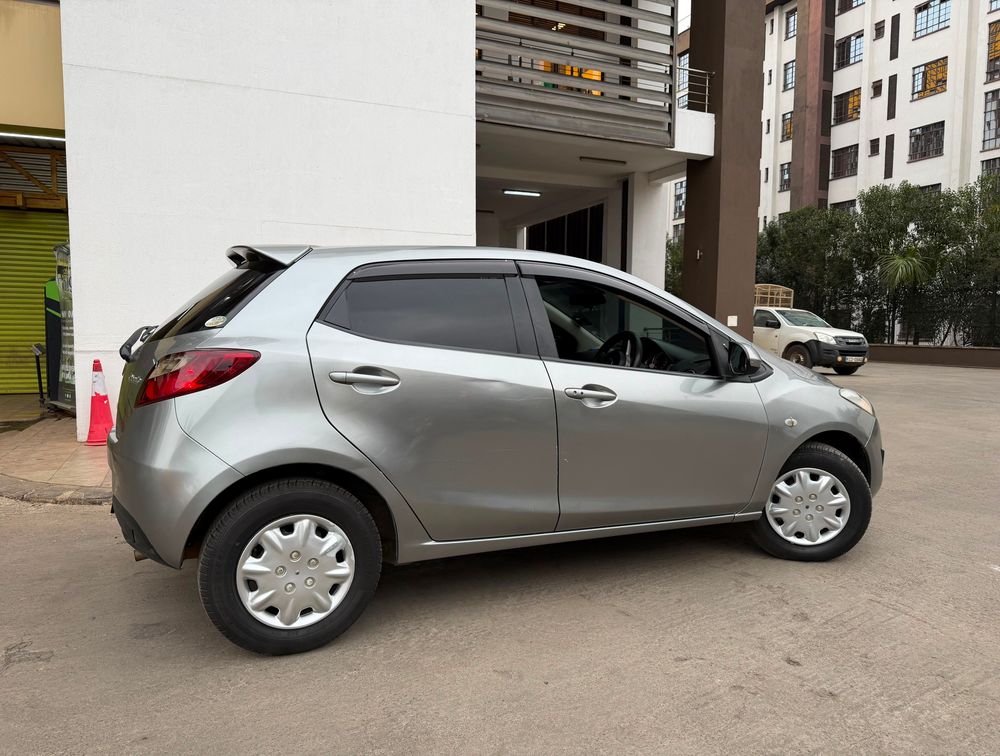 MAZDA DEMIO - PRG Motors Ltd