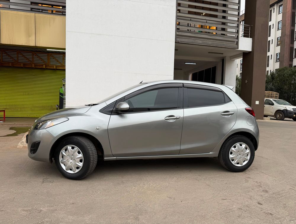 MAZDA DEMIO - PRG Motors Ltd