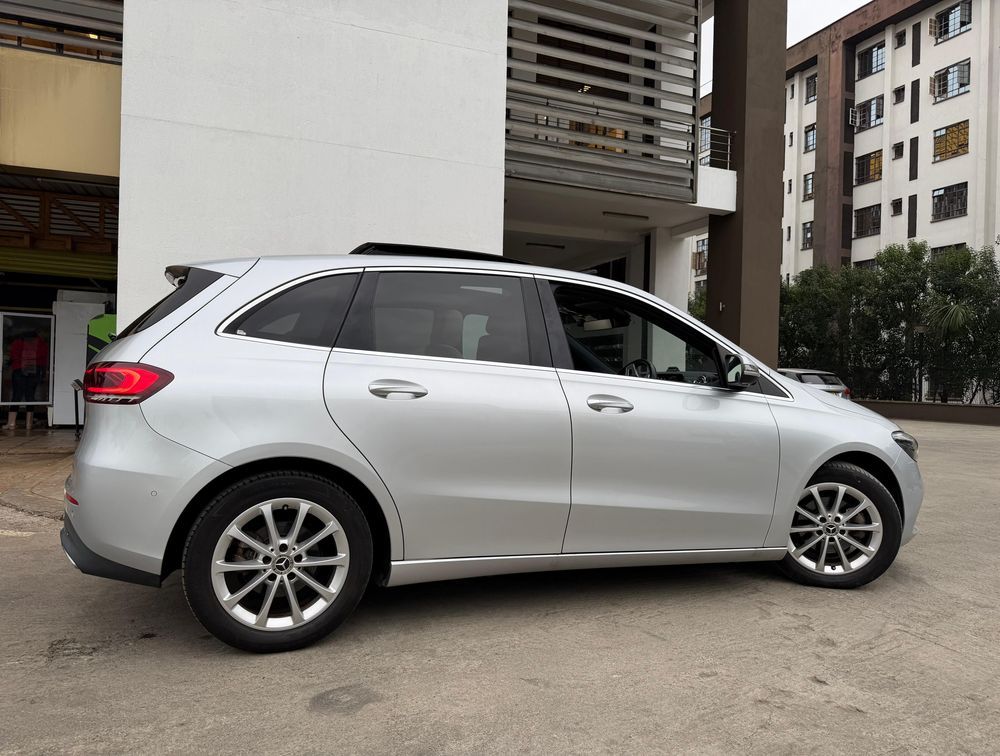 MERCEDES BENZ B180 SUNROOF - PRG Motors Ltd