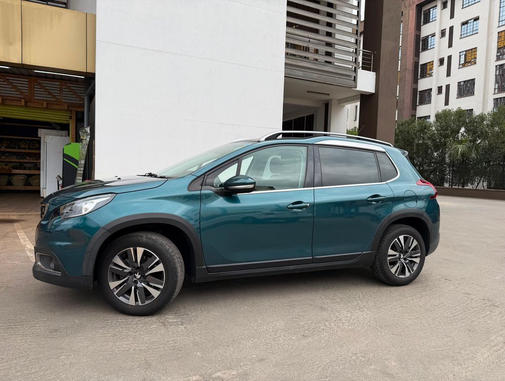 PEUGEOT 2008 ALLURE MOONROOF - PRG Motors Ltd