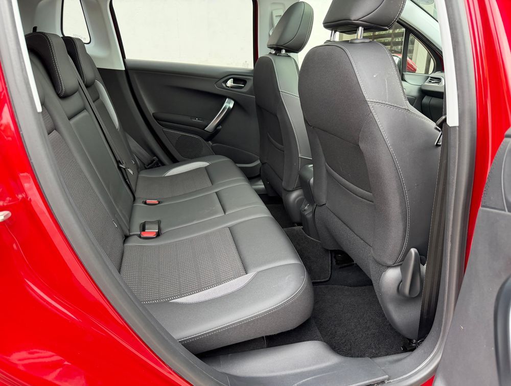PEUGEOT 2008 ALLURE MOONROOF - PRG Motors Ltd