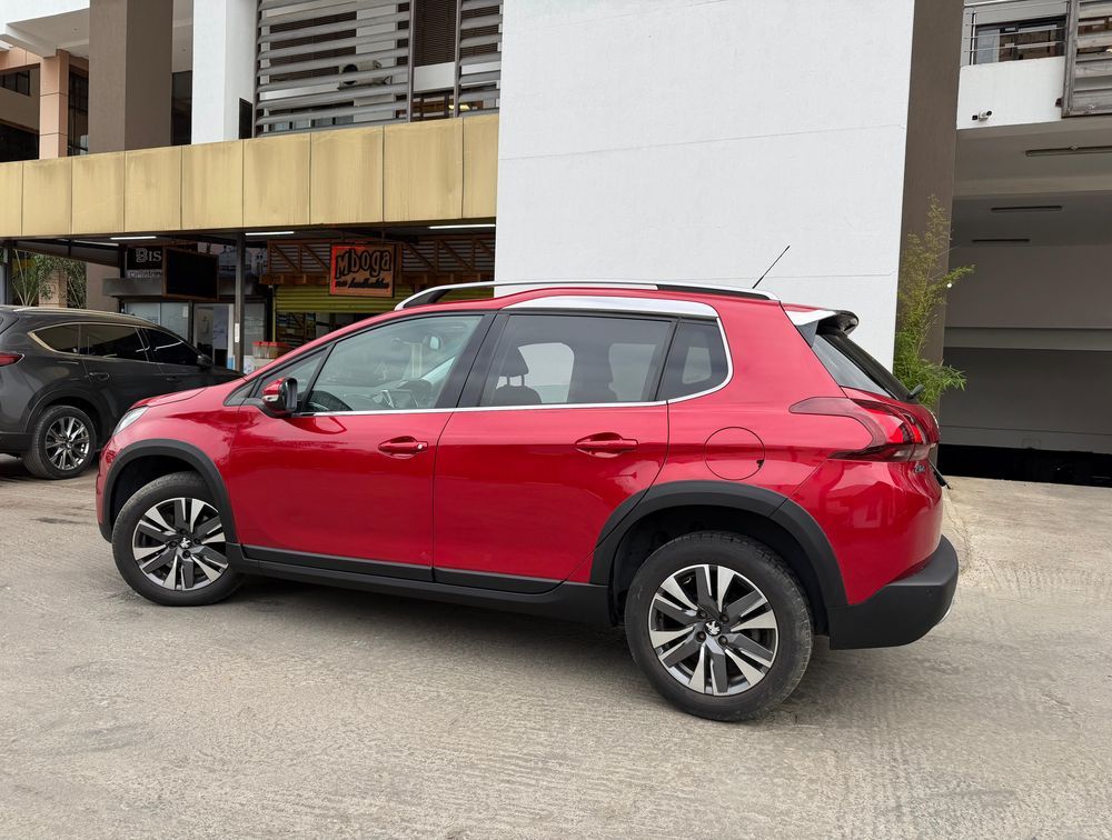 PEUGEOT 2008 ALLURE MOONROOF - PRG Motors Ltd