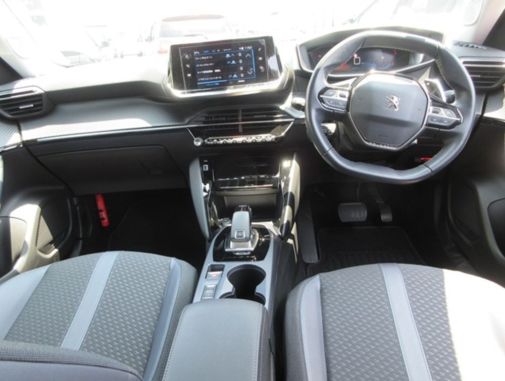 PEUGEOT 2008 ALLURE NEWSHAPE - PRG Motors Ltd
