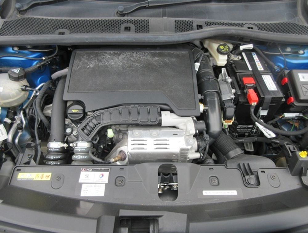 PEUGEOT 2008 ALLURE  - PRG Motors Ltd