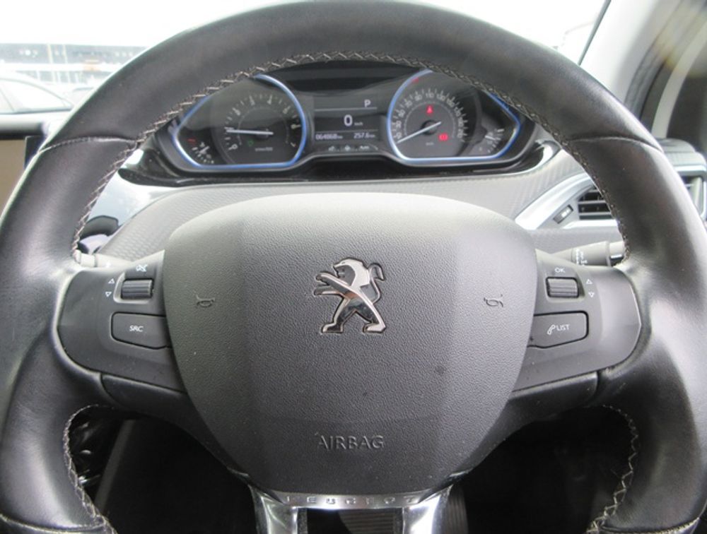 PEUGEOT 2008 ALLURE - PRG Motors Ltd