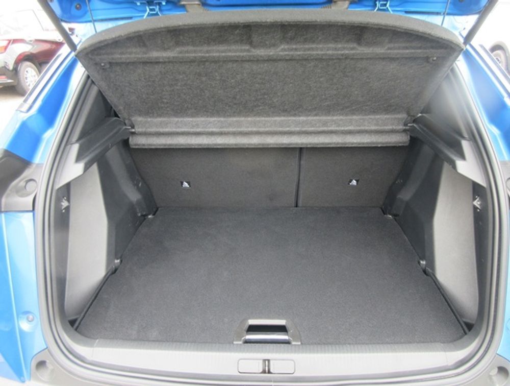 PEUGEOT 2008 ALLURE  - PRG Motors Ltd