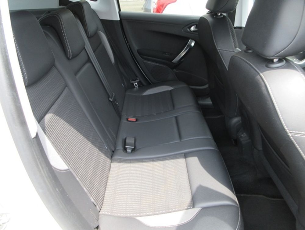 PEUGEOT 2008 ALLURE - PRG Motors Ltd