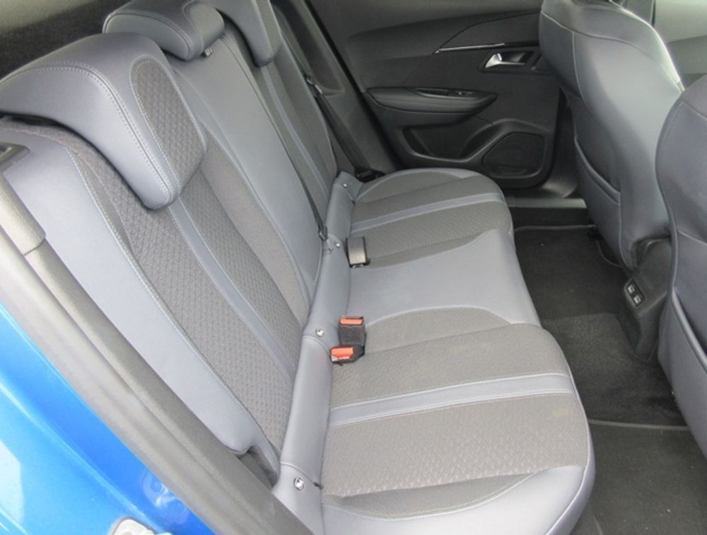 PEUGEOT 2008 ALLURE  - PRG Motors Ltd