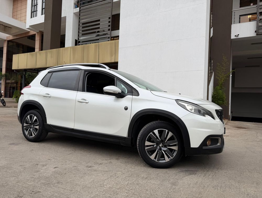 PEUGEOT 2008 CROSSCITY