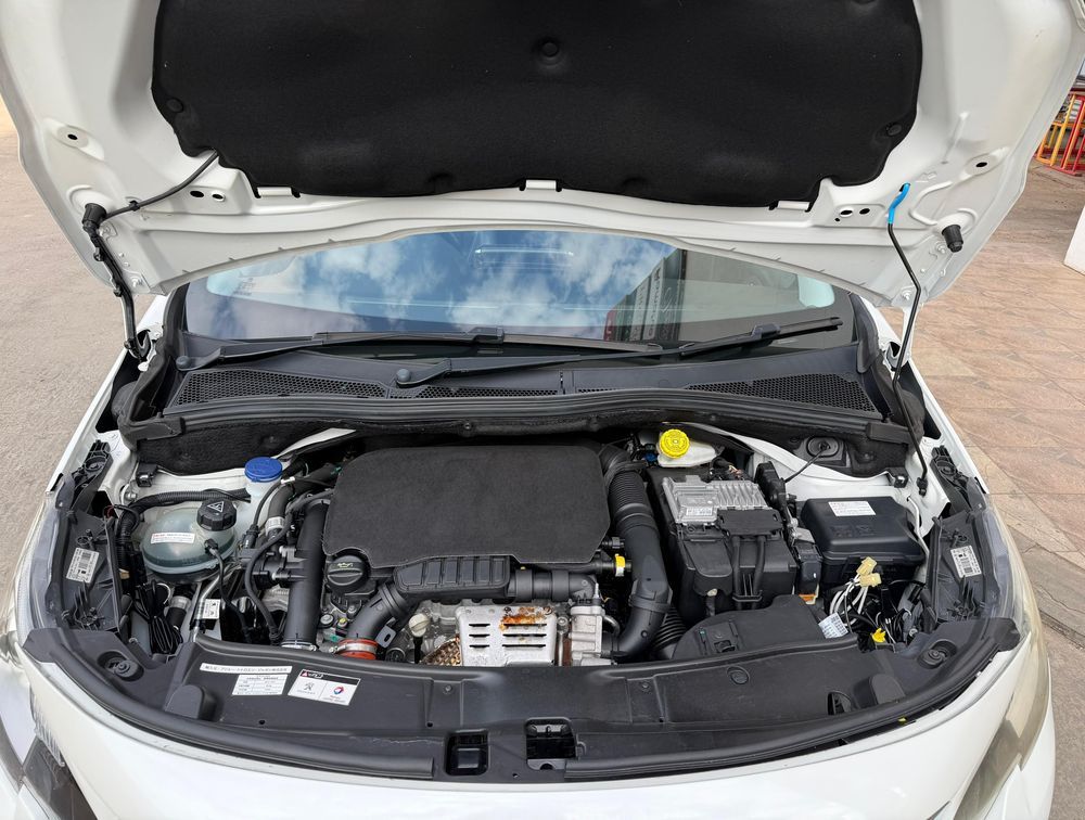PEUGEOT 2008 CROSSCITY - PRG Motors Ltd