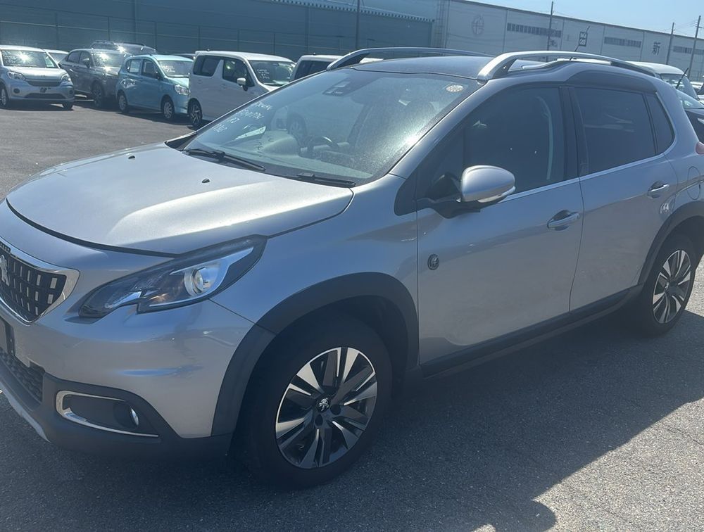 PEUGEOT 2008 CROSSCITY MOONROOF - PRG Motors Ltd