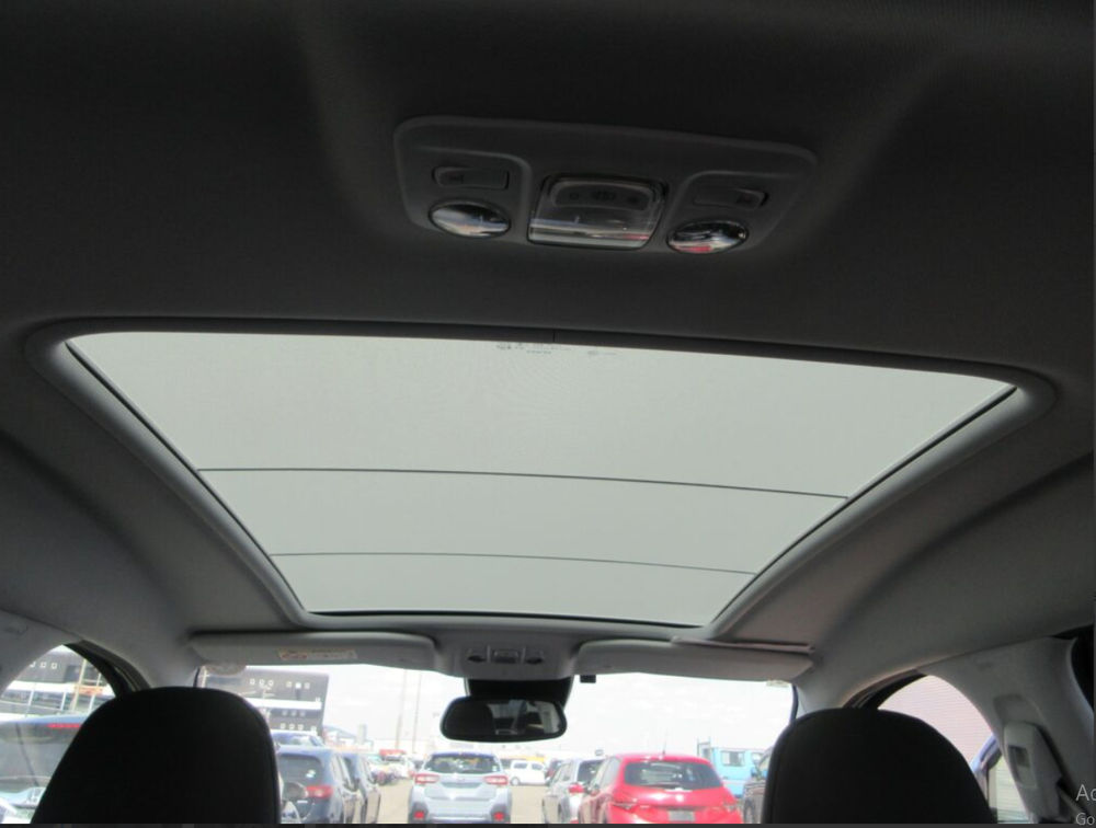 PEUGEOT 2008 CROSSCITY MOONROOF - PRG Motors Ltd