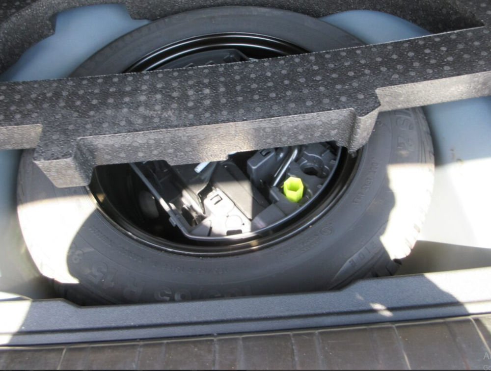 PEUGEOT 2008 CROSSCITY MOONROOF - PRG Motors Ltd
