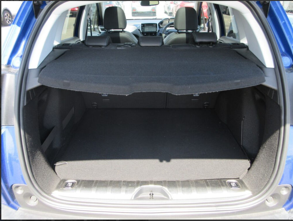 PEUGEOT 2008 CROSSCITY MOONROOF - PRG Motors Ltd