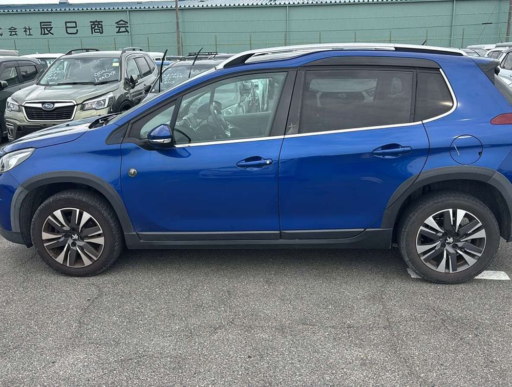 PEUGEOT 2008 CROSSCITY MOONROOF - PRG Motors Ltd